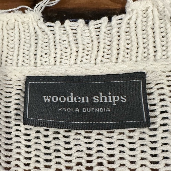 Wooden Ships Distressed Knit Long Sleeve V-Neck Sweater Size S/M - Picture 3 of 3
